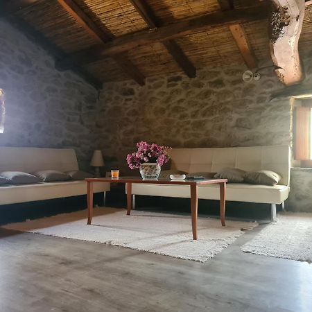 Villa Casa Di Pietra Usellus Exterior foto